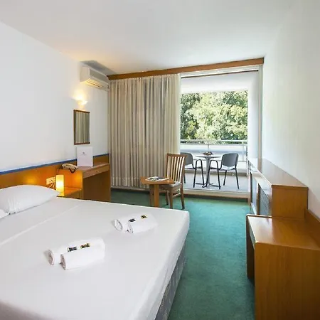 Amfora ホテル ラバック